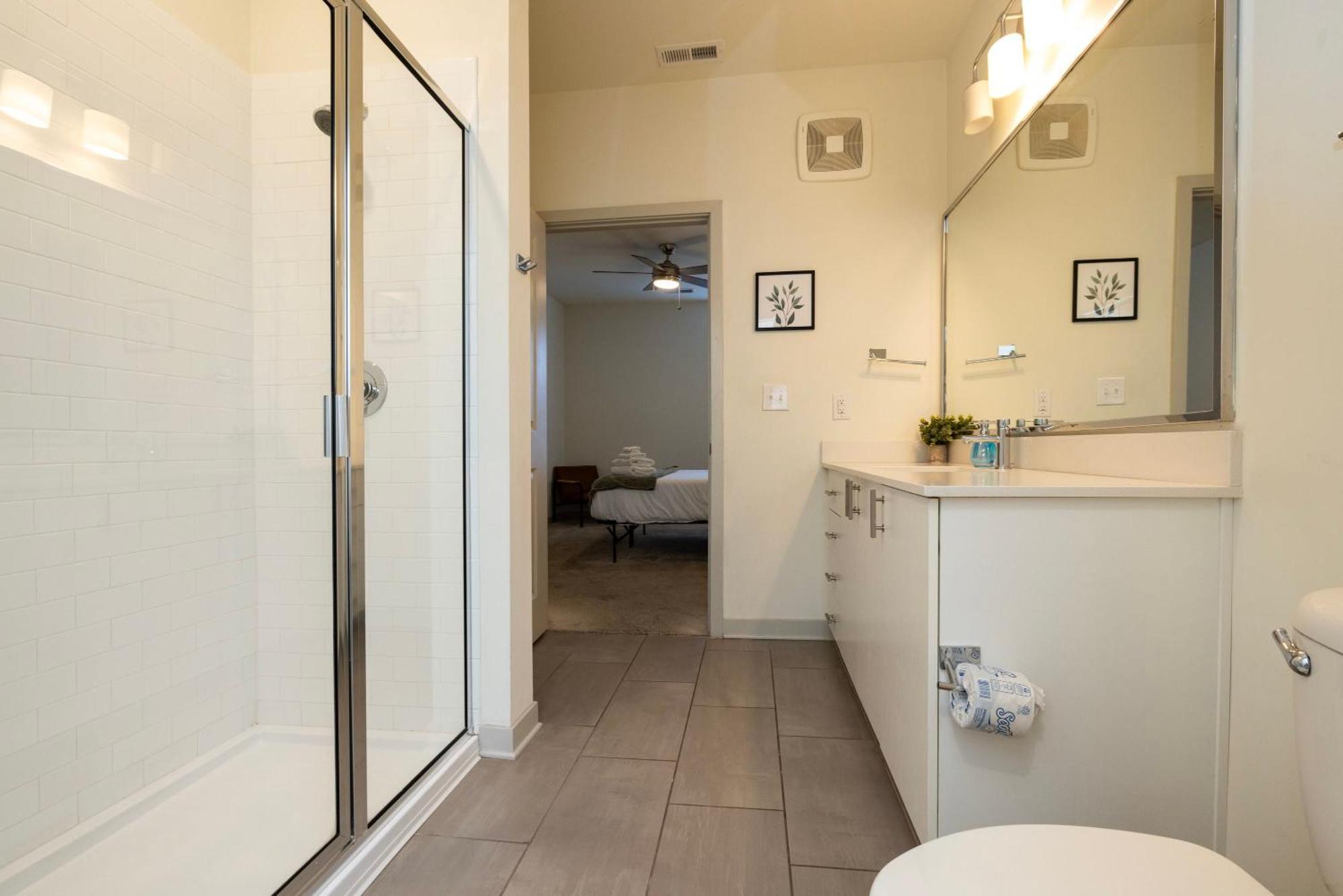 Modern Nulu 2Br Cozysuites 01 Louisville Exterior photo