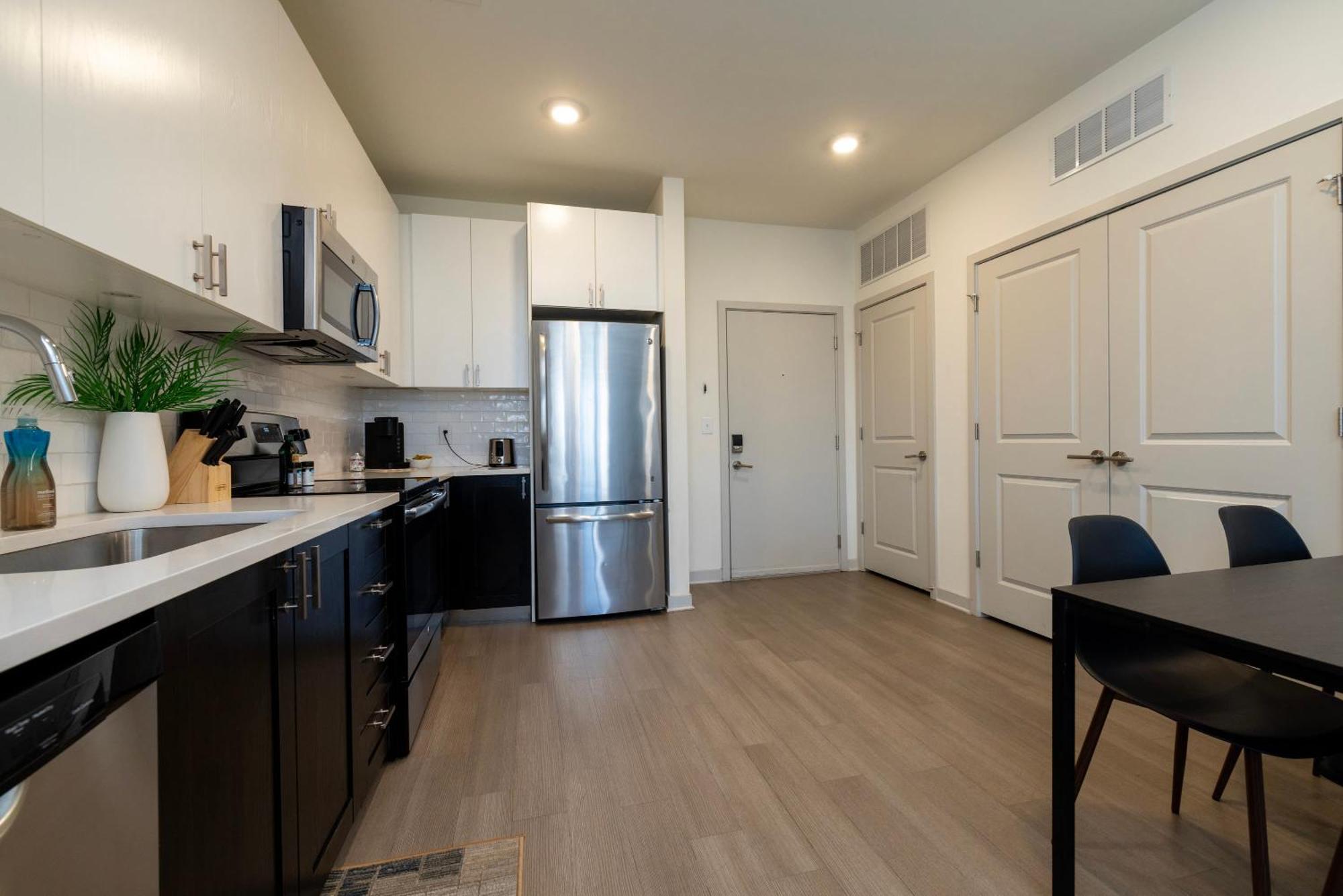 Modern Nulu 2Br Cozysuites 01 Louisville Exterior photo